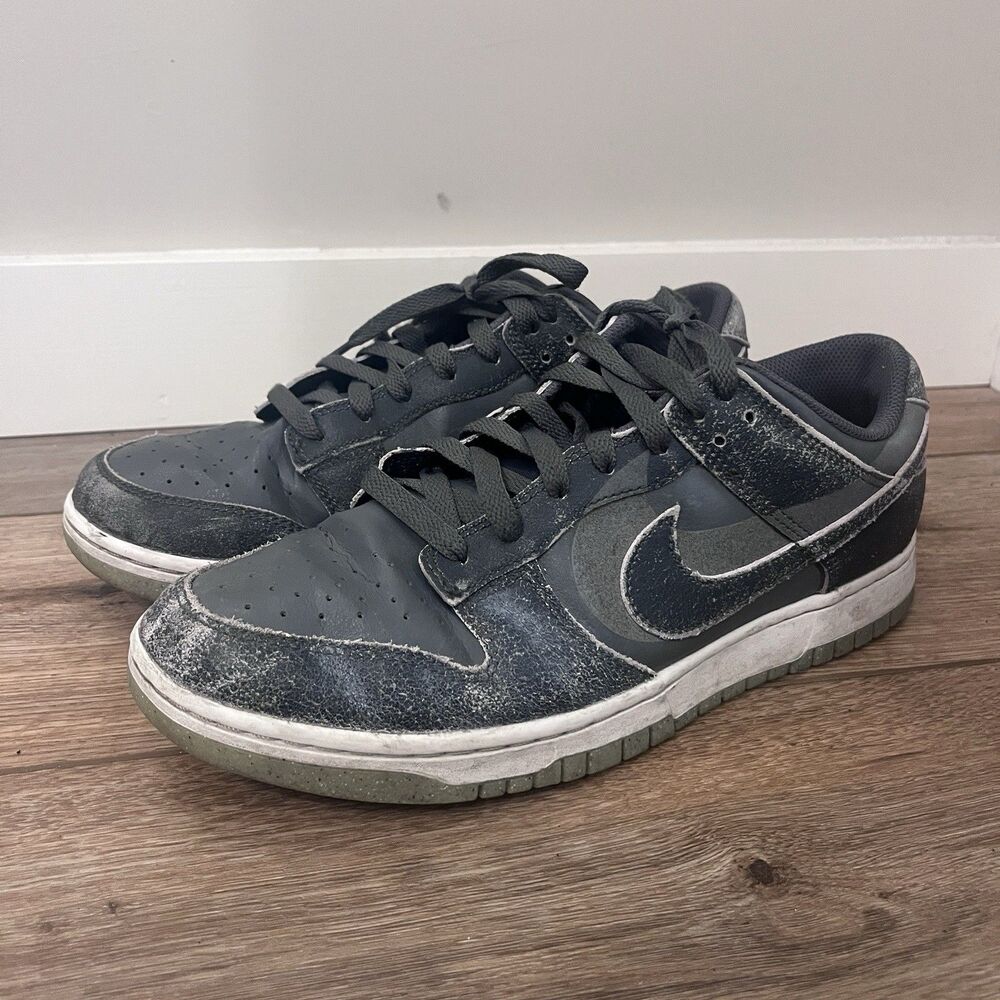 Nike Dunk SE Low Retro PRM Halloween Cauldron Grey Distressed Men's Size 10.5